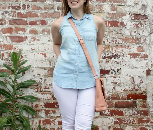 sleeveless chambray, target does it again, white denim, white jeans, peep toe booties, ray-ban, sunglasses, corssbody bag