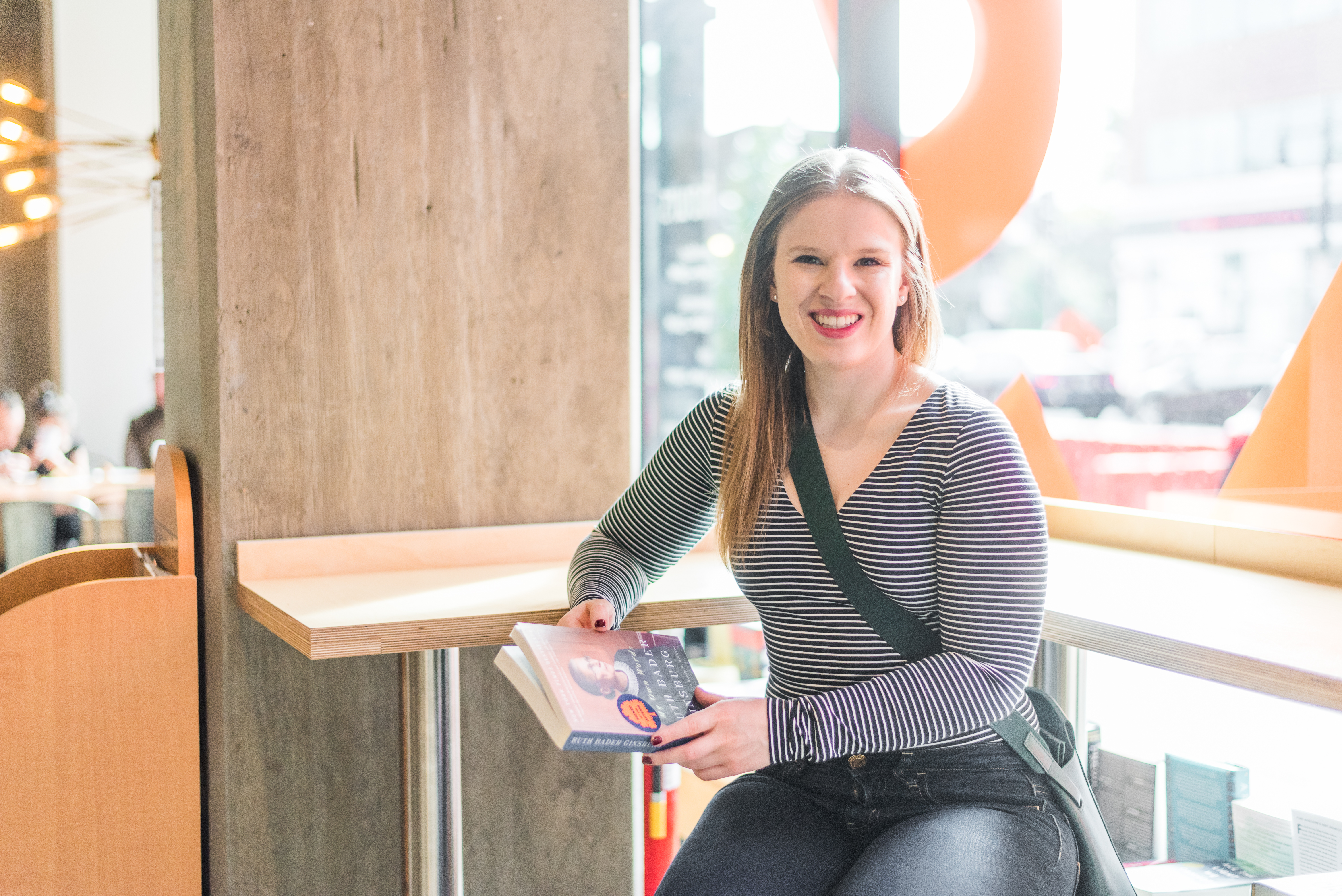 DC woman blogger wearing Everlane The V Long-Sleeve Bodysuit