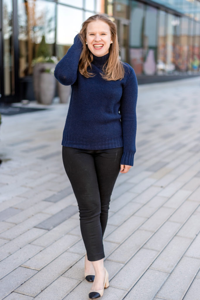DC woman blogger wearing J.Crew mockneck sweater