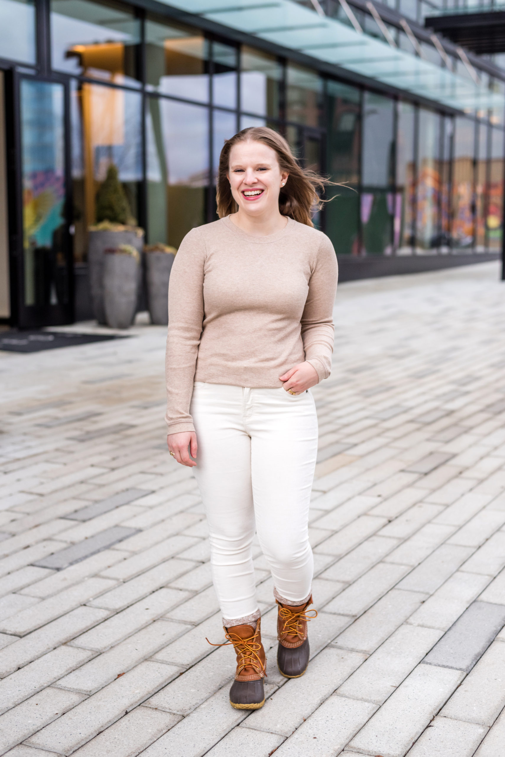 skinny corduroy pants dc woman blogger wearing old navy skinny corduroy pants