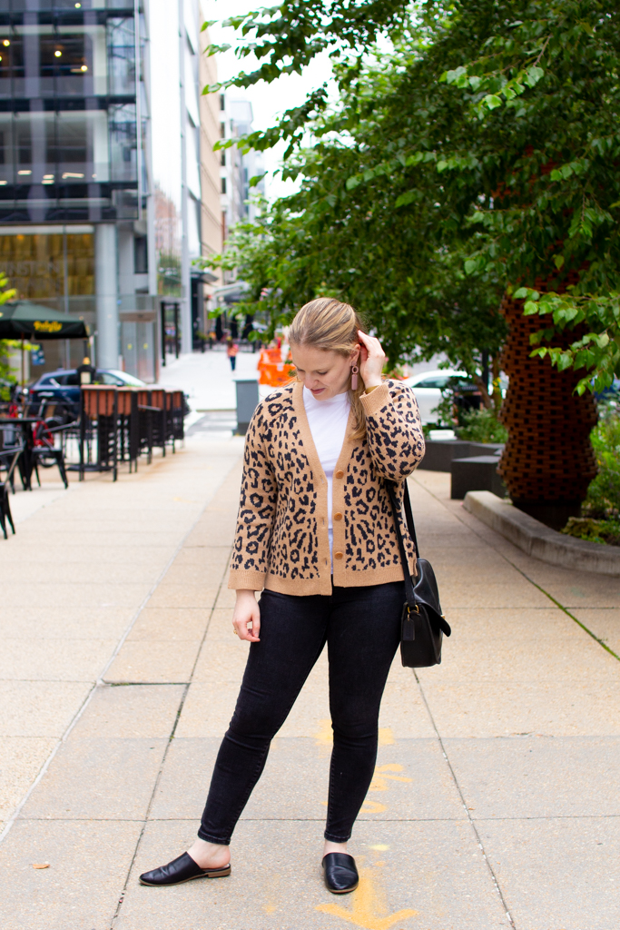 How to style a leopard print cardigan How to style a leopard print cardigan | Styling a Leopard Cardigan