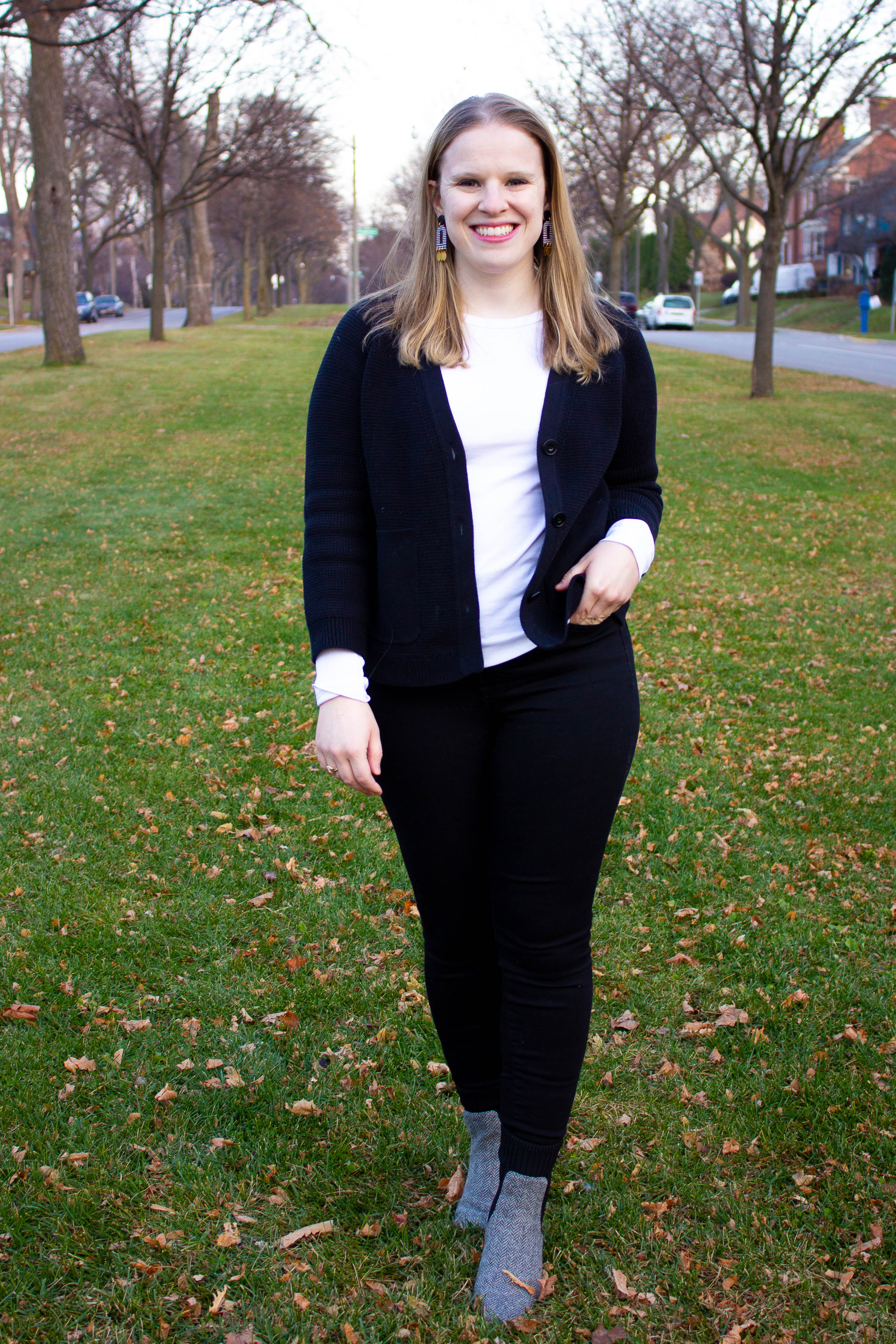 J.Crew ankle boots woman blogger wearing J.Crew cardigan and ankle boots