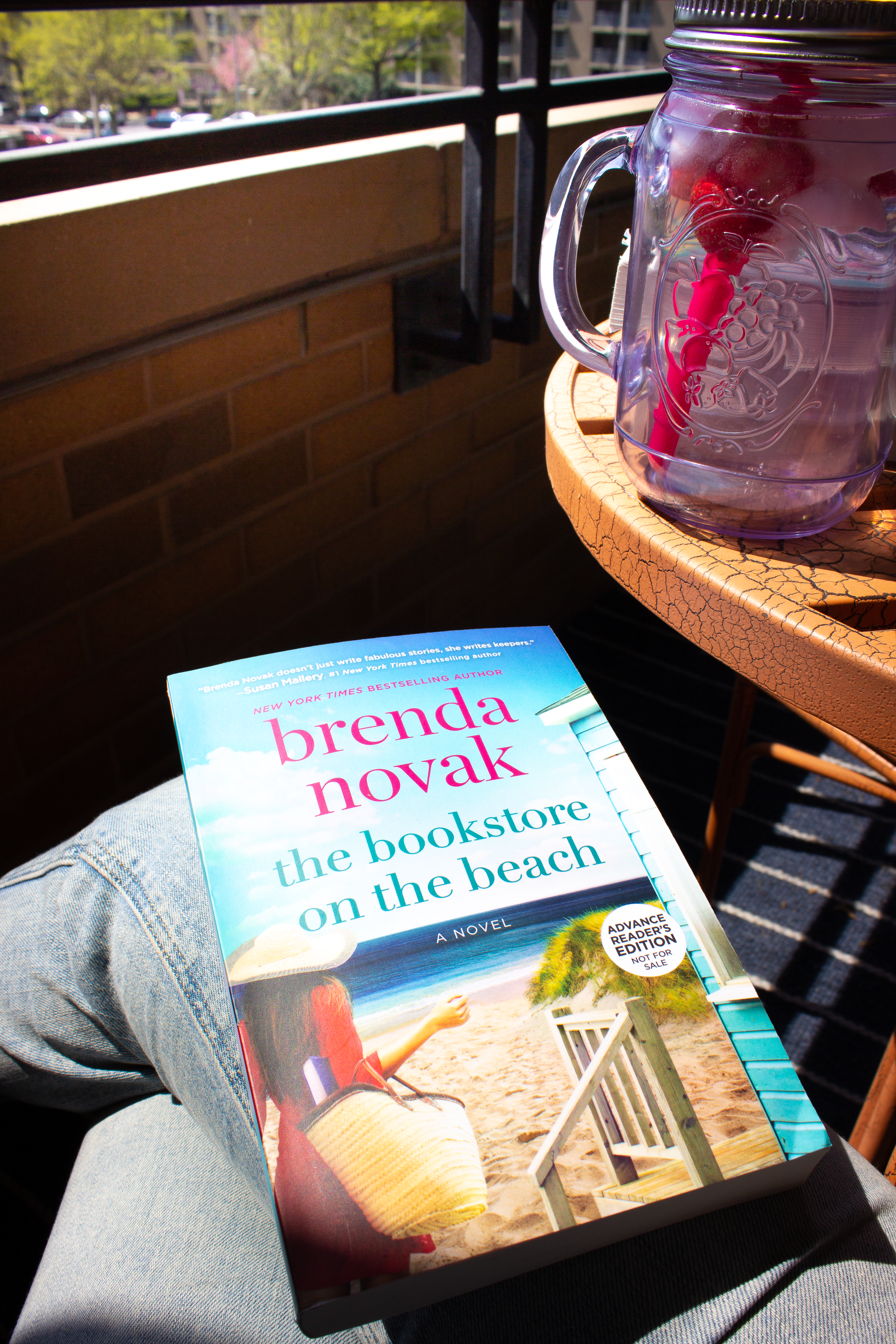 THE BOOKSTORE ON THE BEACH by Brenda Novak THE BOOKSTORE ON THE BEACH by Brenda Novak
